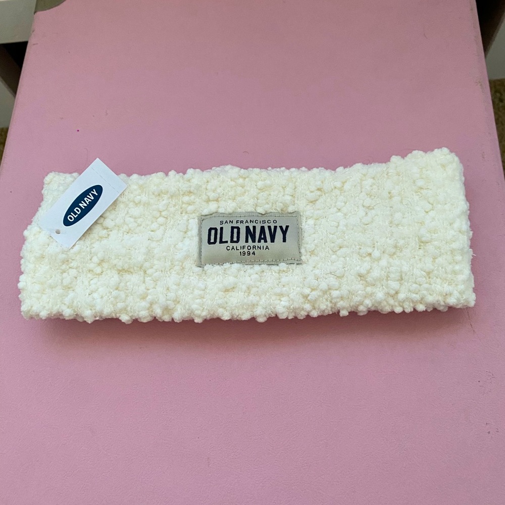 NWT White Old Navy Sherpa Headband